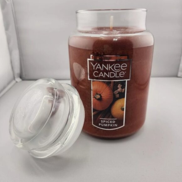 Yankee Candle Spiced Pumpkin Large Jar 22 oz Fall Scented Candle NEW - Picture 1 of 3